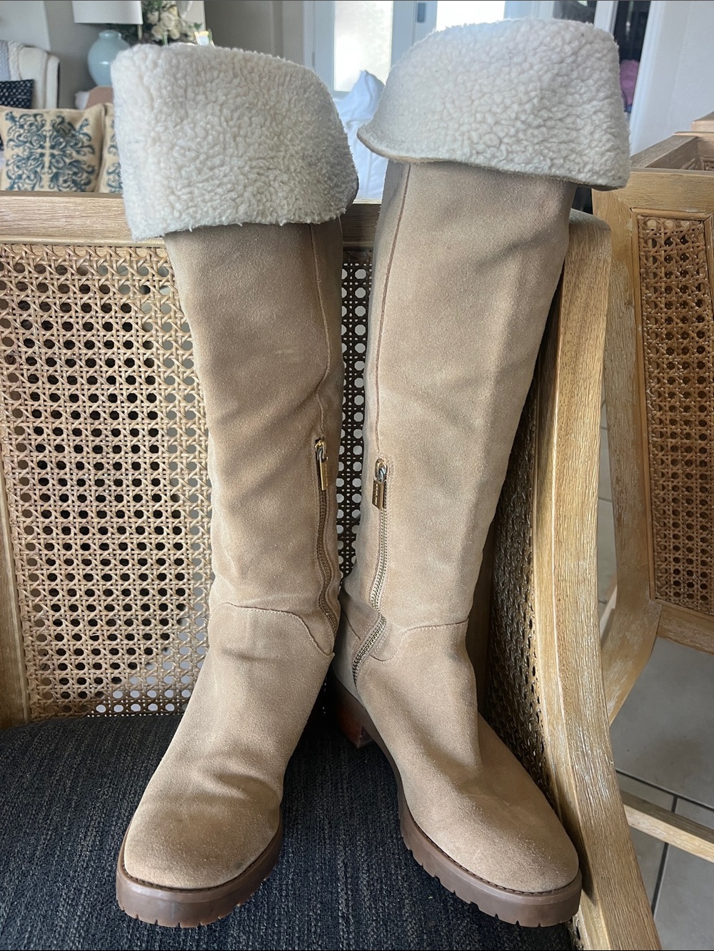 Michael Kors Whitaker tan suede, tall faux shearling cuff boots size 7